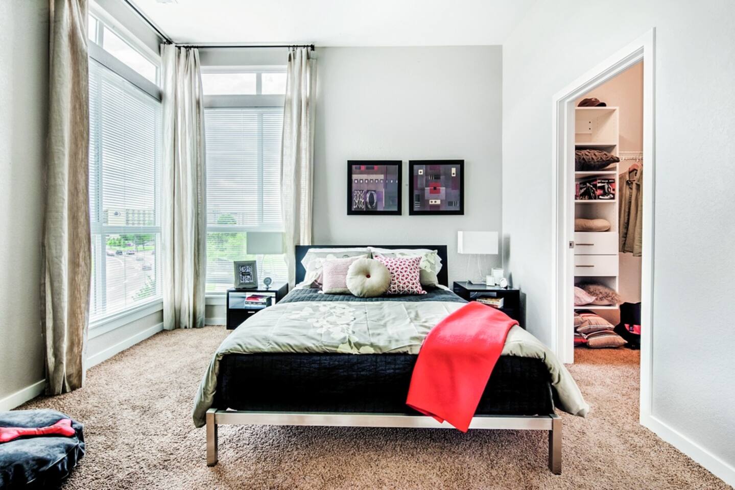 , an Airbnb-friendly apartment in Denver, CO