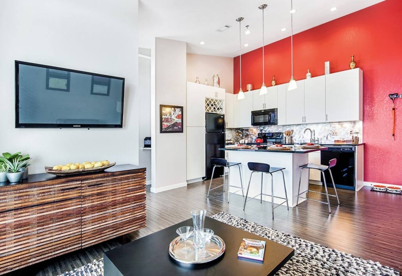 , an Airbnb-friendly apartment in Denver, CO