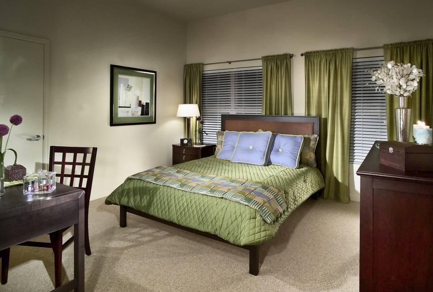 , an Airbnb-friendly apartment in Denver, CO