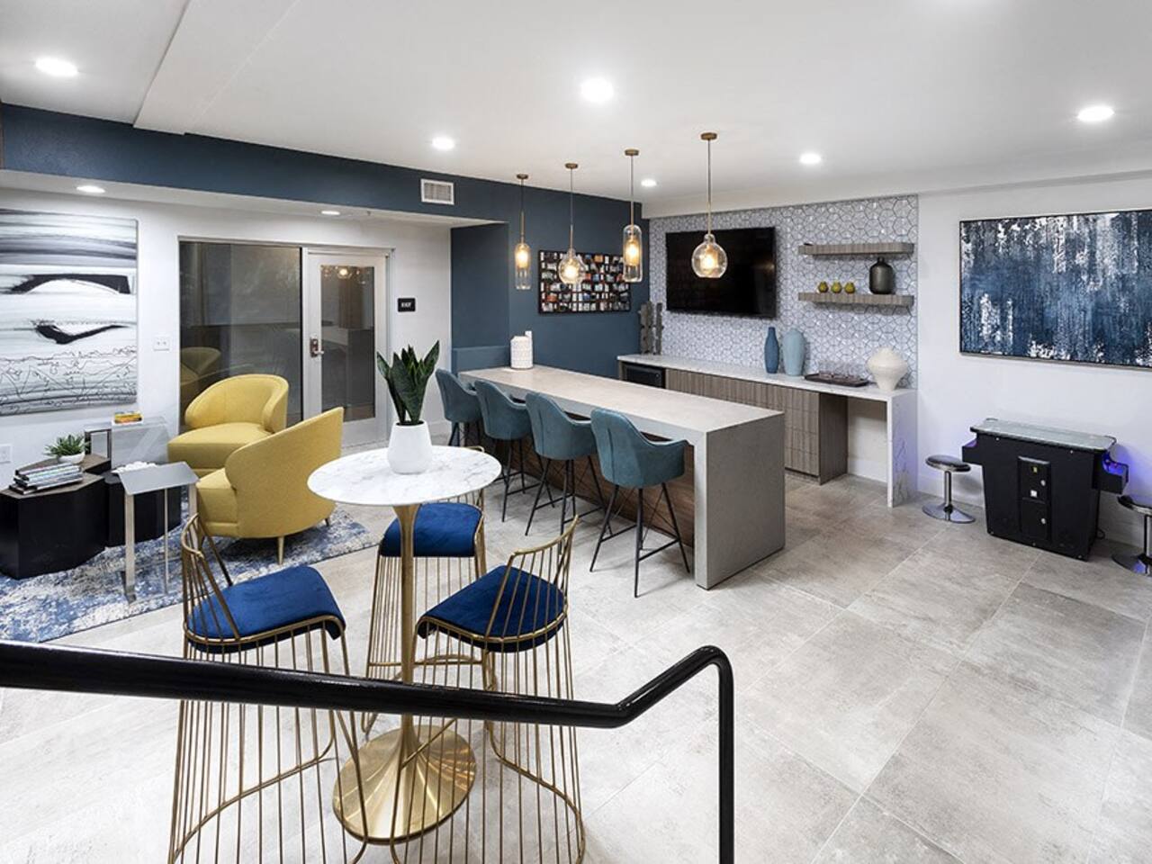 , an Airbnb-friendly apartment in San Diego, CA