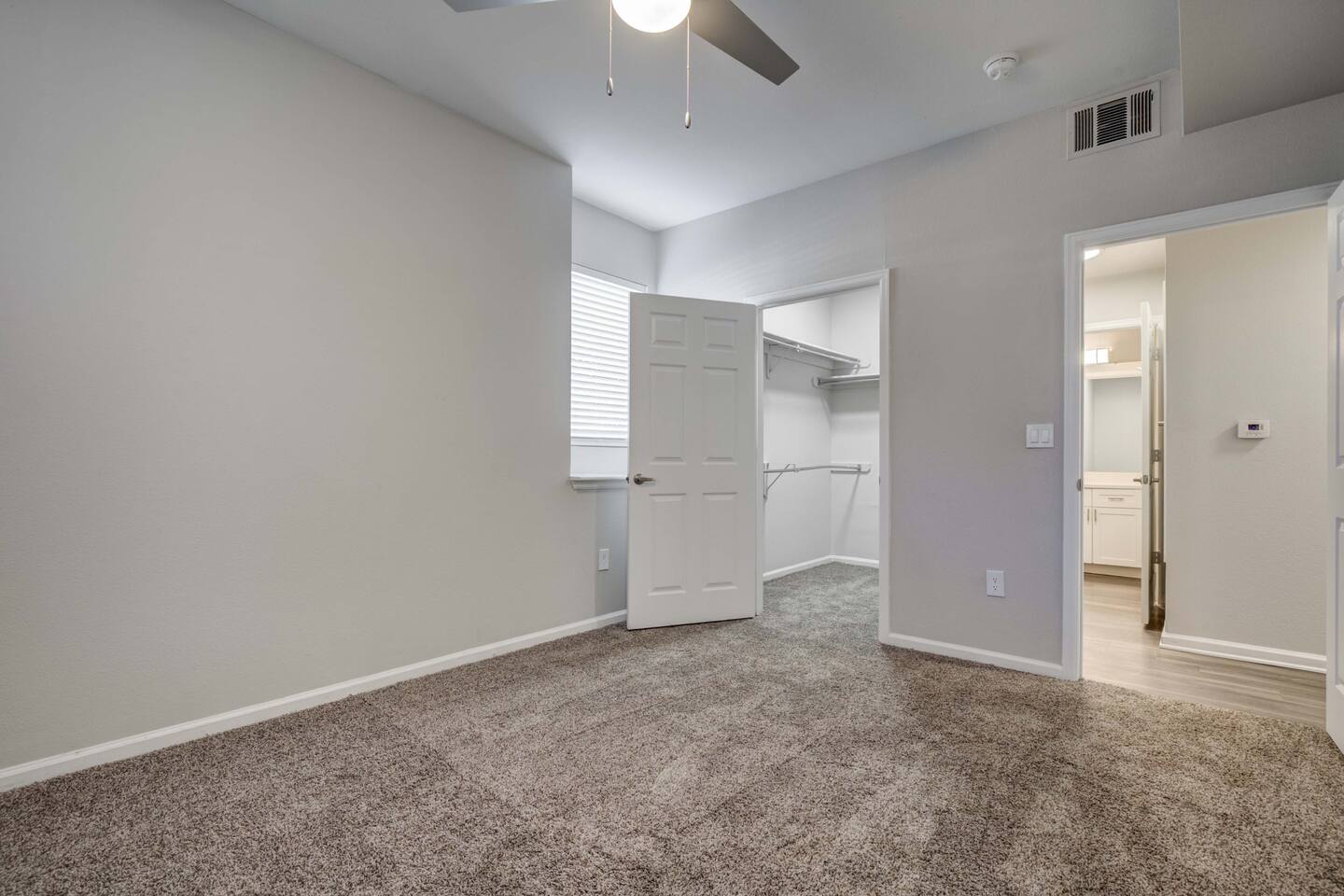 , an Airbnb-friendly apartment in Glendale, CO