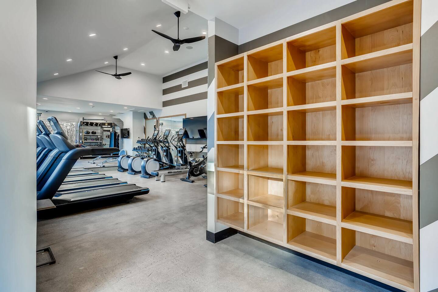 , an Airbnb-friendly apartment in Glendale, CO