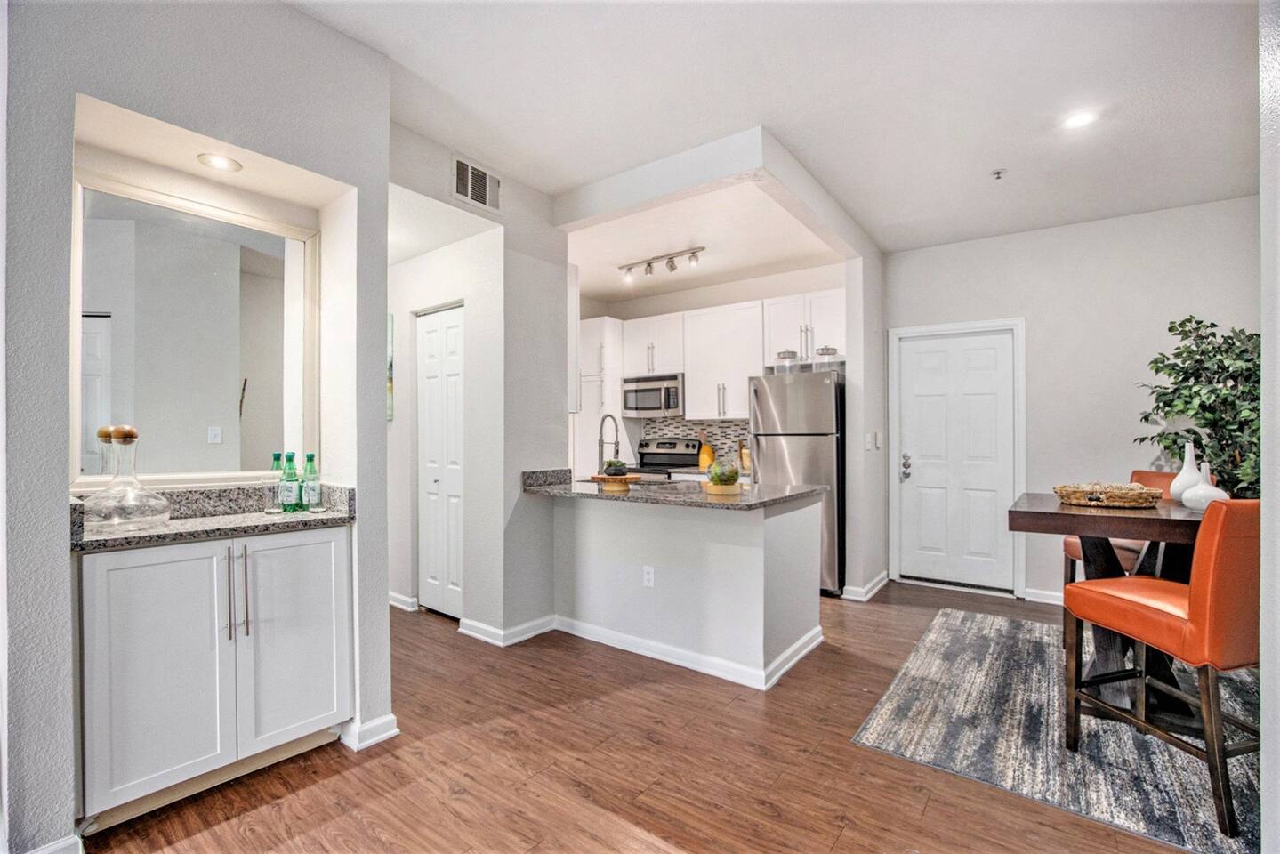 , an Airbnb-friendly apartment in Glendale, CO