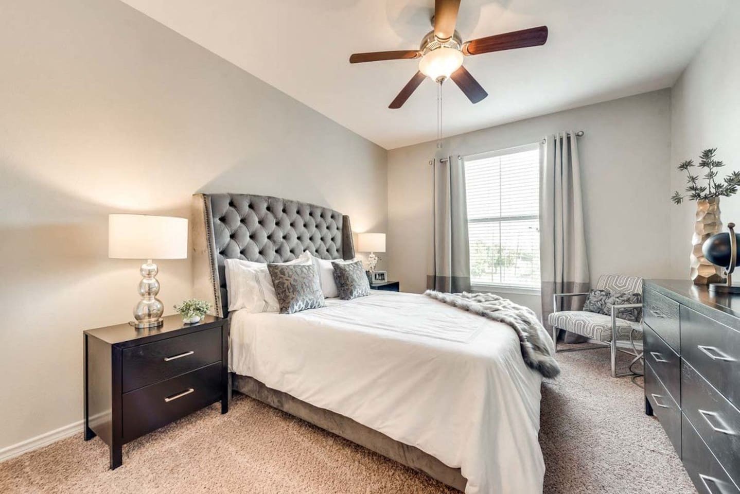 , an Airbnb-friendly apartment in Dallas, TX