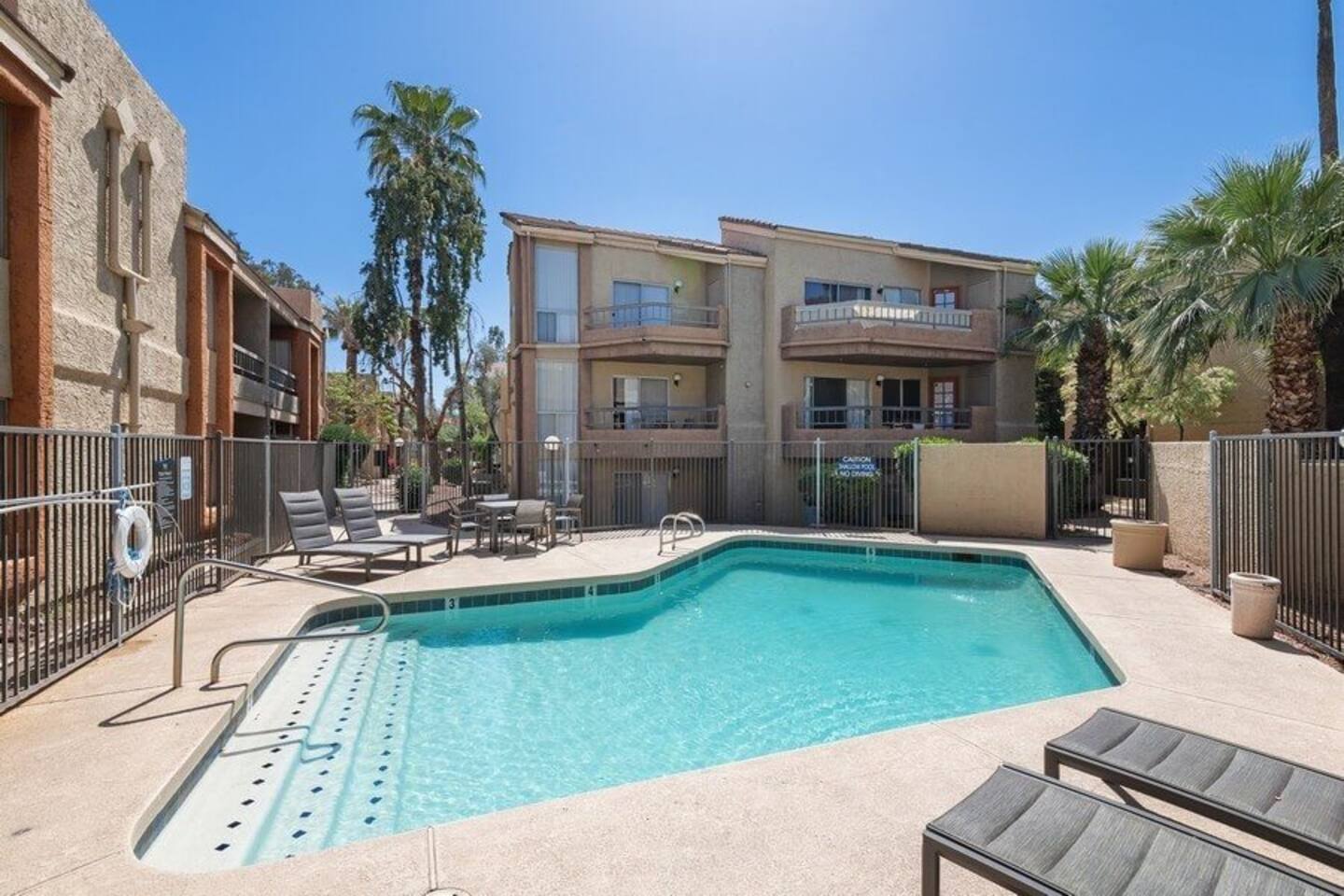 , an Airbnb-friendly apartment in Phoenix, AZ