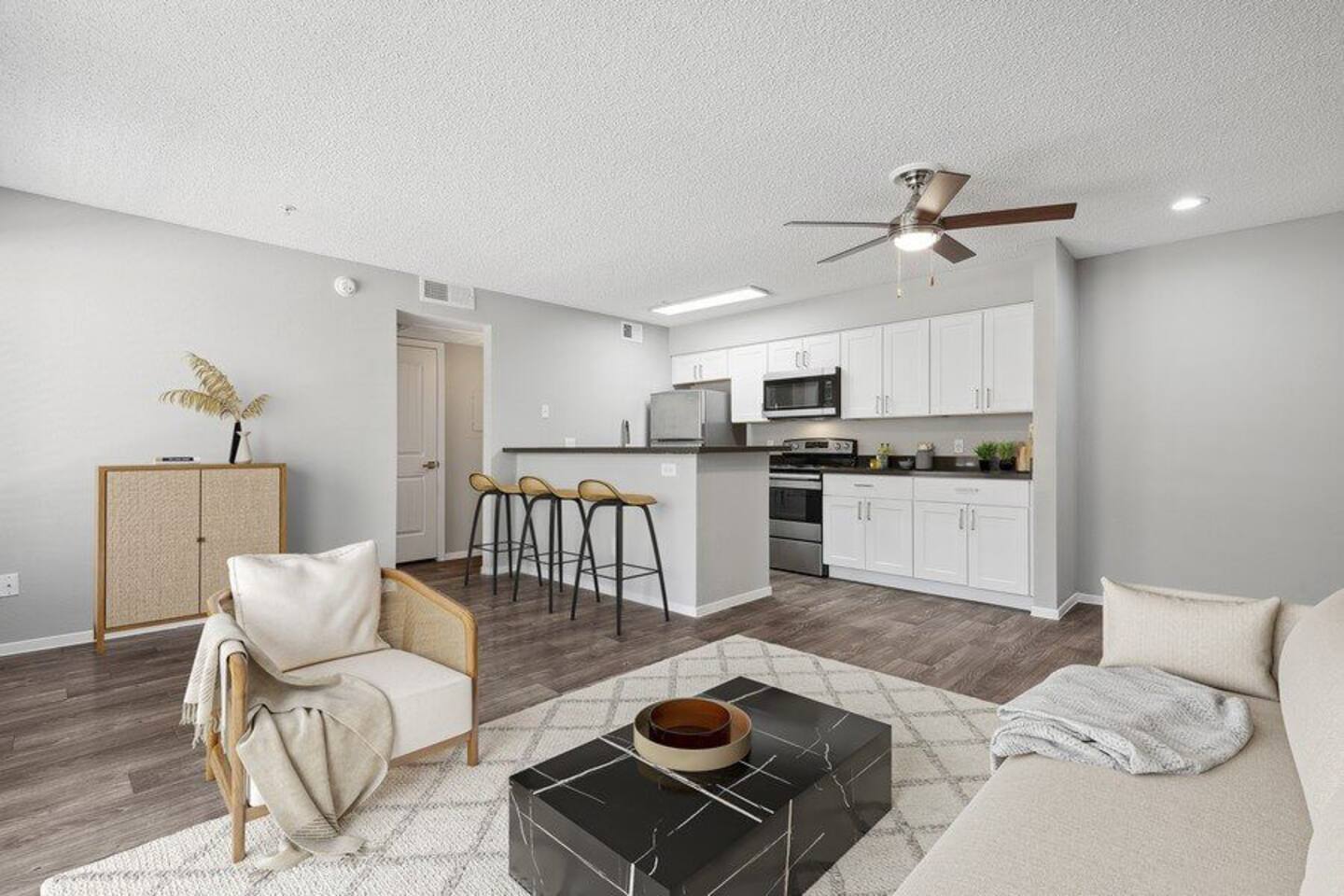 , an Airbnb-friendly apartment in Phoenix, AZ