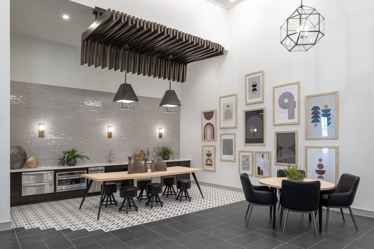 , an Airbnb-friendly apartment in Missouri City, TX