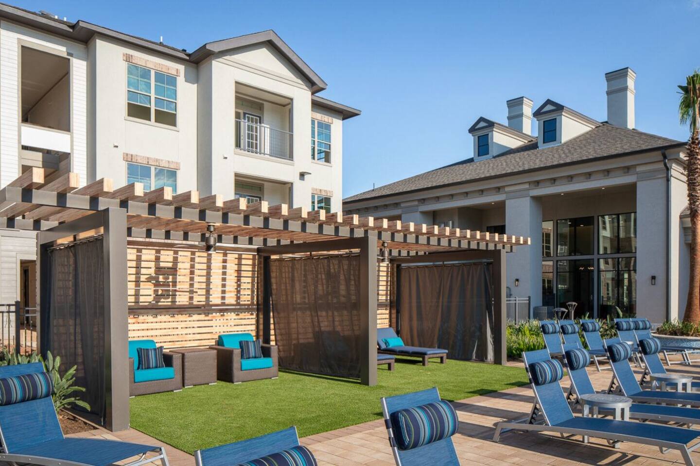 , an Airbnb-friendly apartment in Missouri City, TX