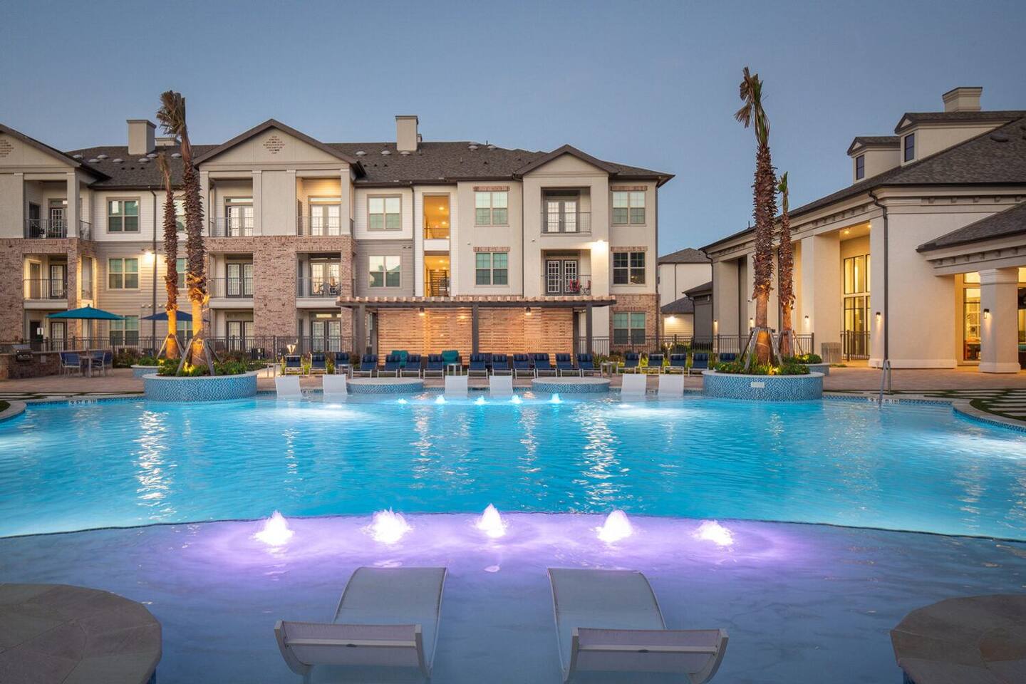 , an Airbnb-friendly apartment in Missouri City, TX