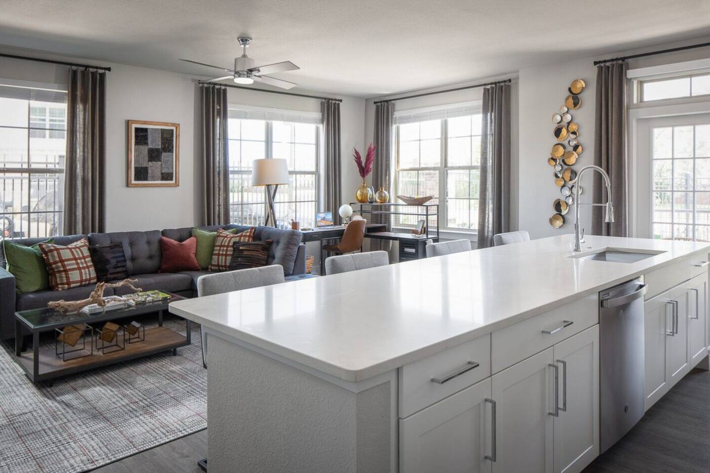 , an Airbnb-friendly apartment in Missouri City, TX