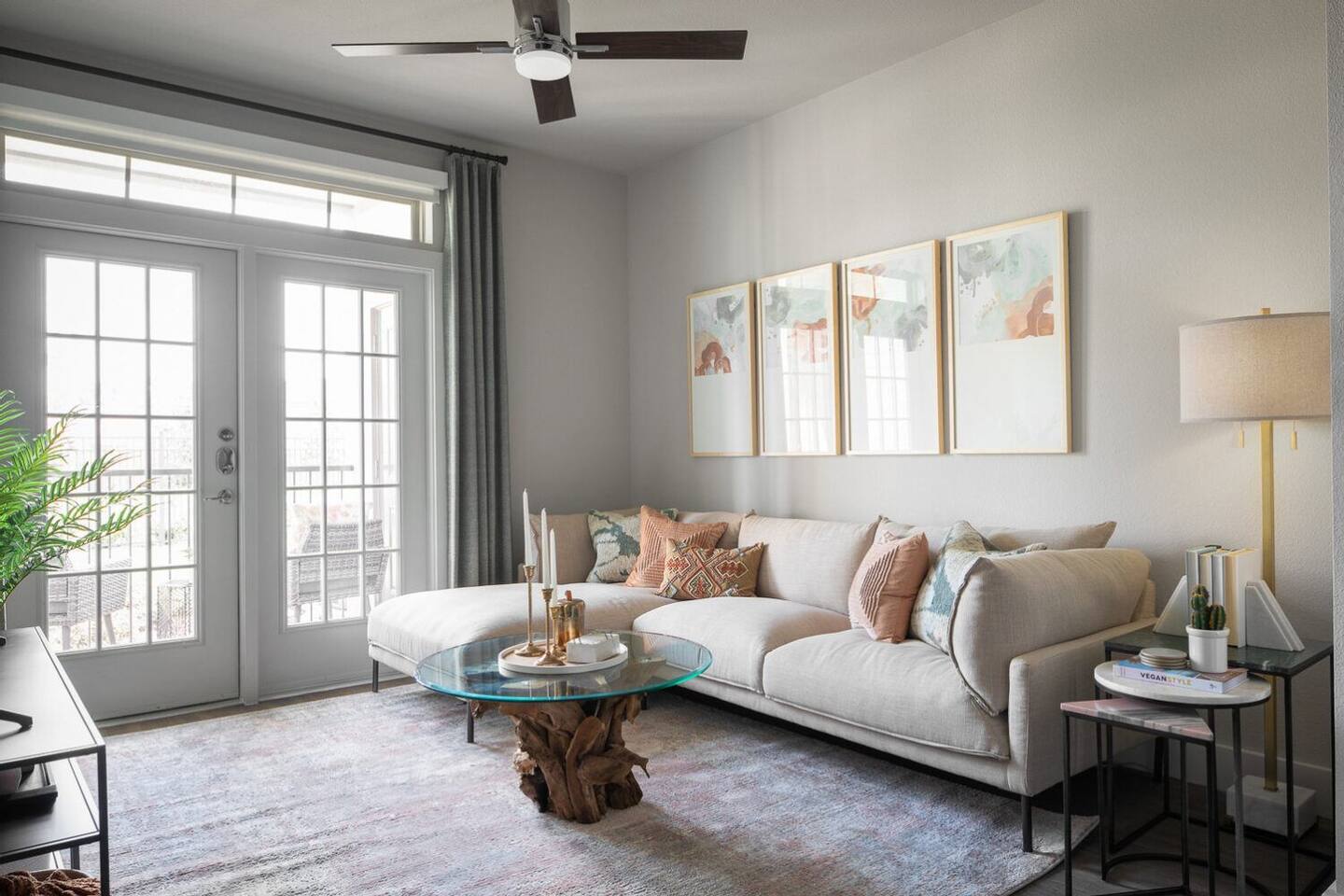 , an Airbnb-friendly apartment in Missouri City, TX