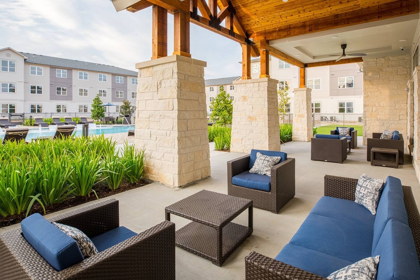 , an Airbnb-friendly apartment in Spring, TX