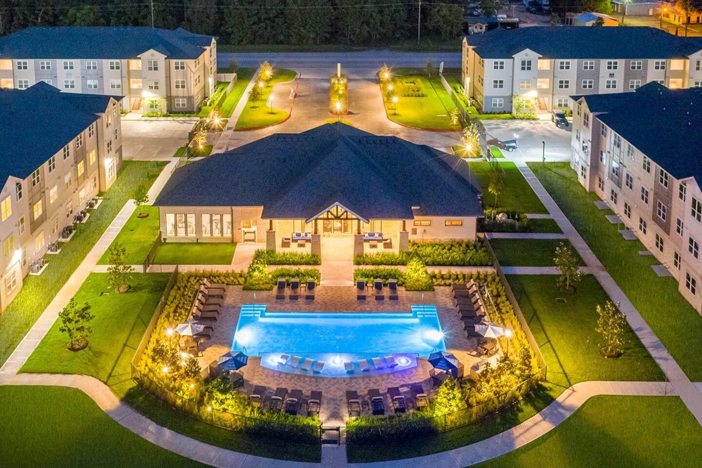 , an Airbnb-friendly apartment in Spring, TX