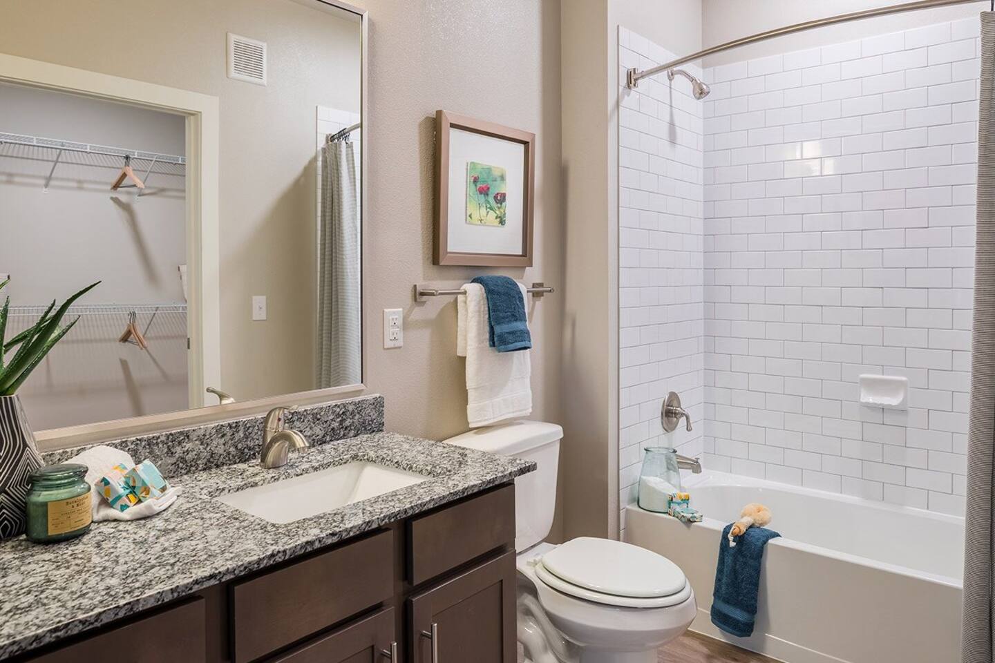 , an Airbnb-friendly apartment in Spring, TX