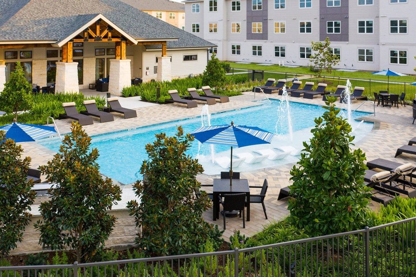 , an Airbnb-friendly apartment in Spring, TX