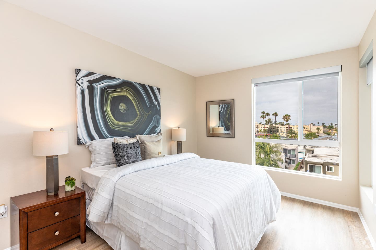 , an Airbnb-friendly apartment in San Diego, CA