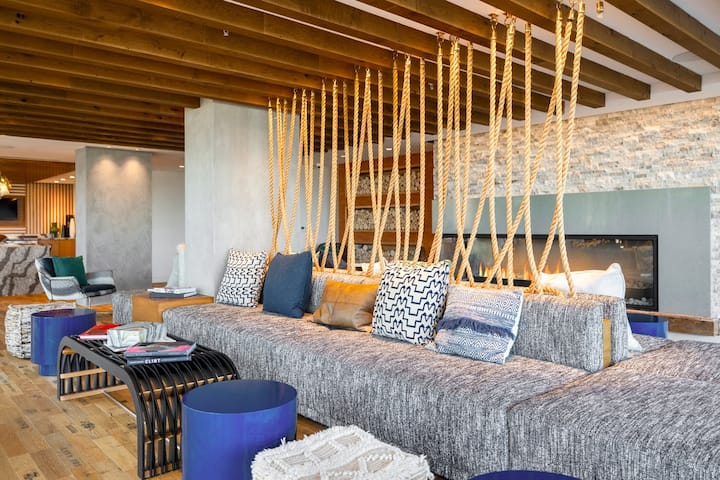 RGVtYW5kUGljdHVyZToyMDM2MTg2OTg5