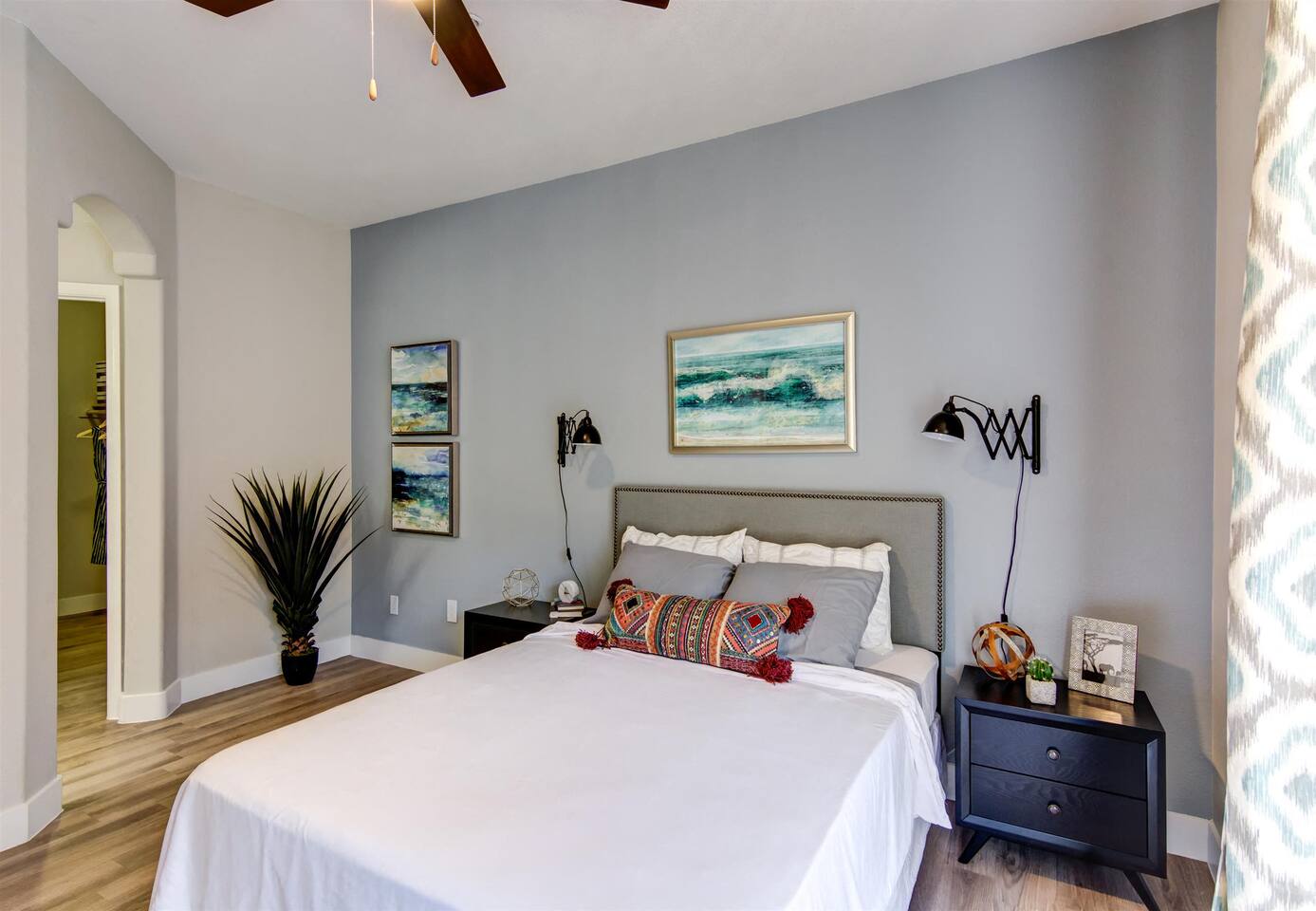 , an Airbnb-friendly apartment in Phoenix, AZ