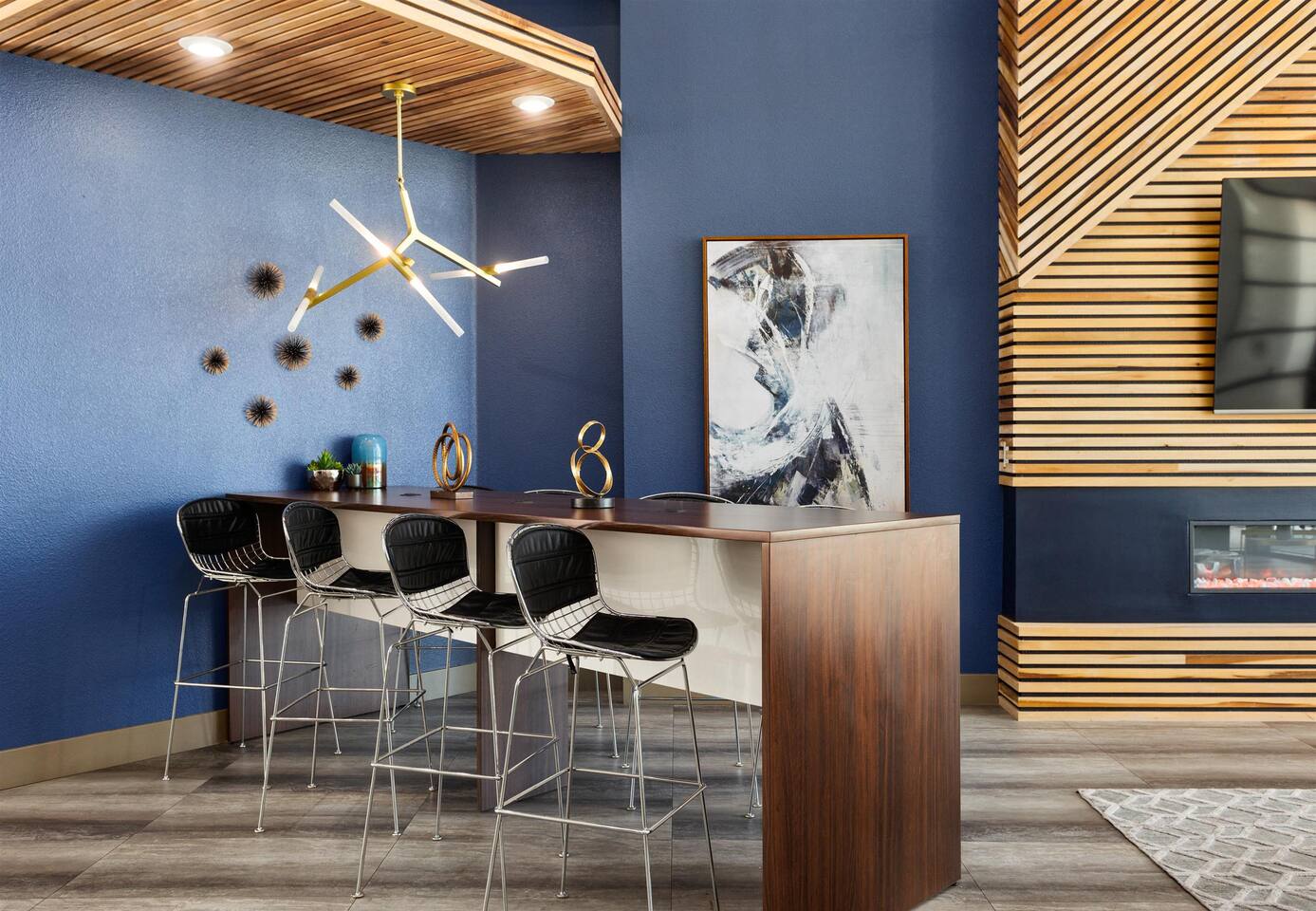 , an Airbnb-friendly apartment in Phoenix, AZ