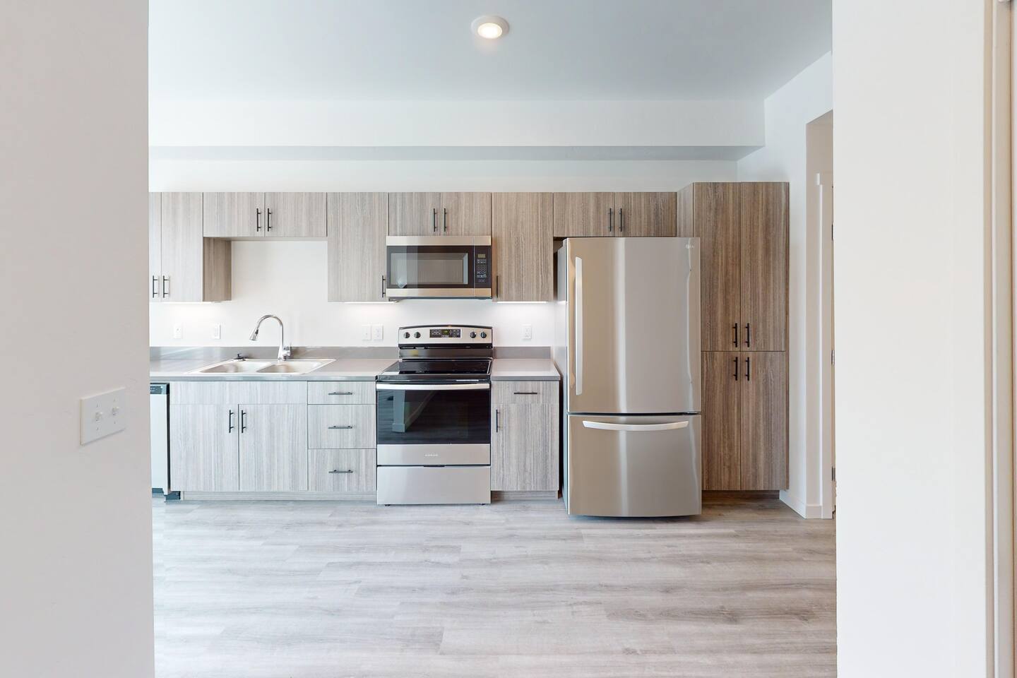 , an Airbnb-friendly apartment in Garden City, ID