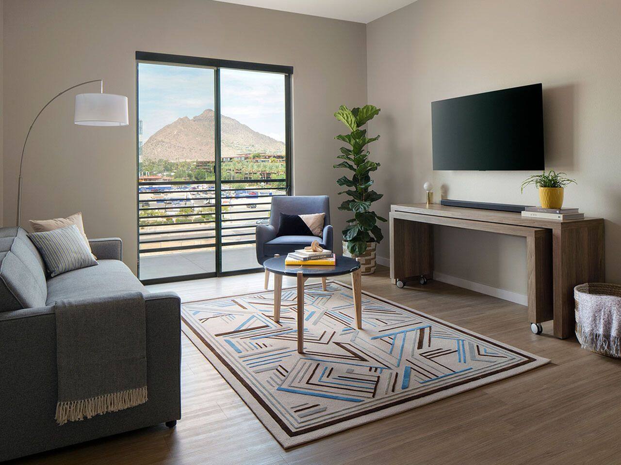 , an Airbnb-friendly apartment in Scottsdale, AZ