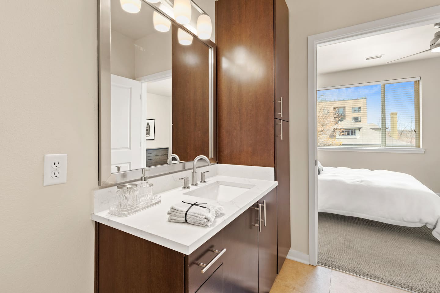 , an Airbnb-friendly apartment in Denver, CO