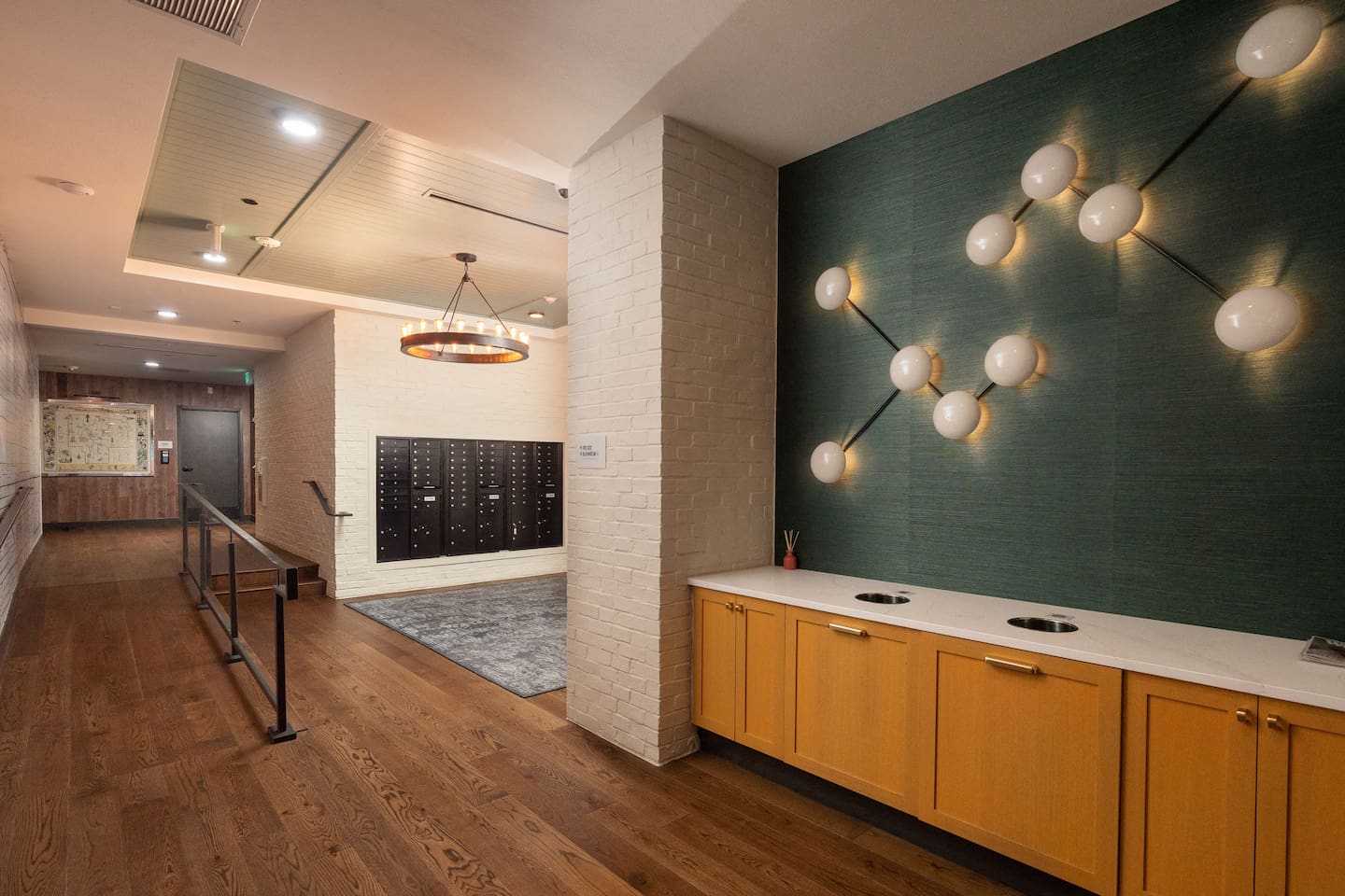 , an Airbnb-friendly apartment in Denver, CO
