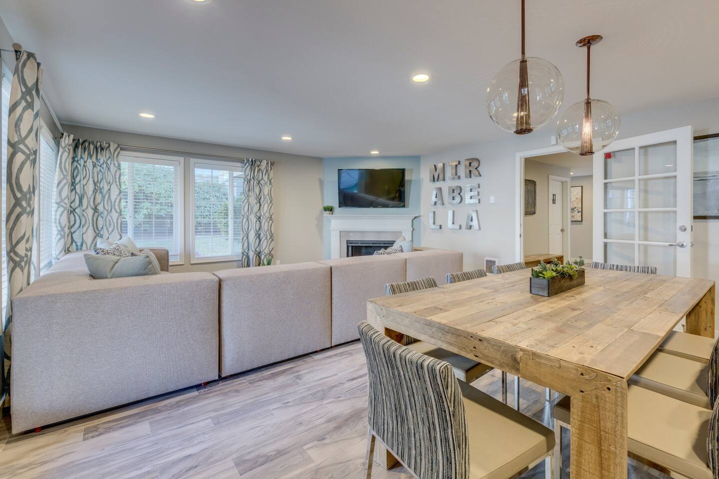 Alternate view of Mirabella, an Airbnb-friendly apartment in Everett, WA