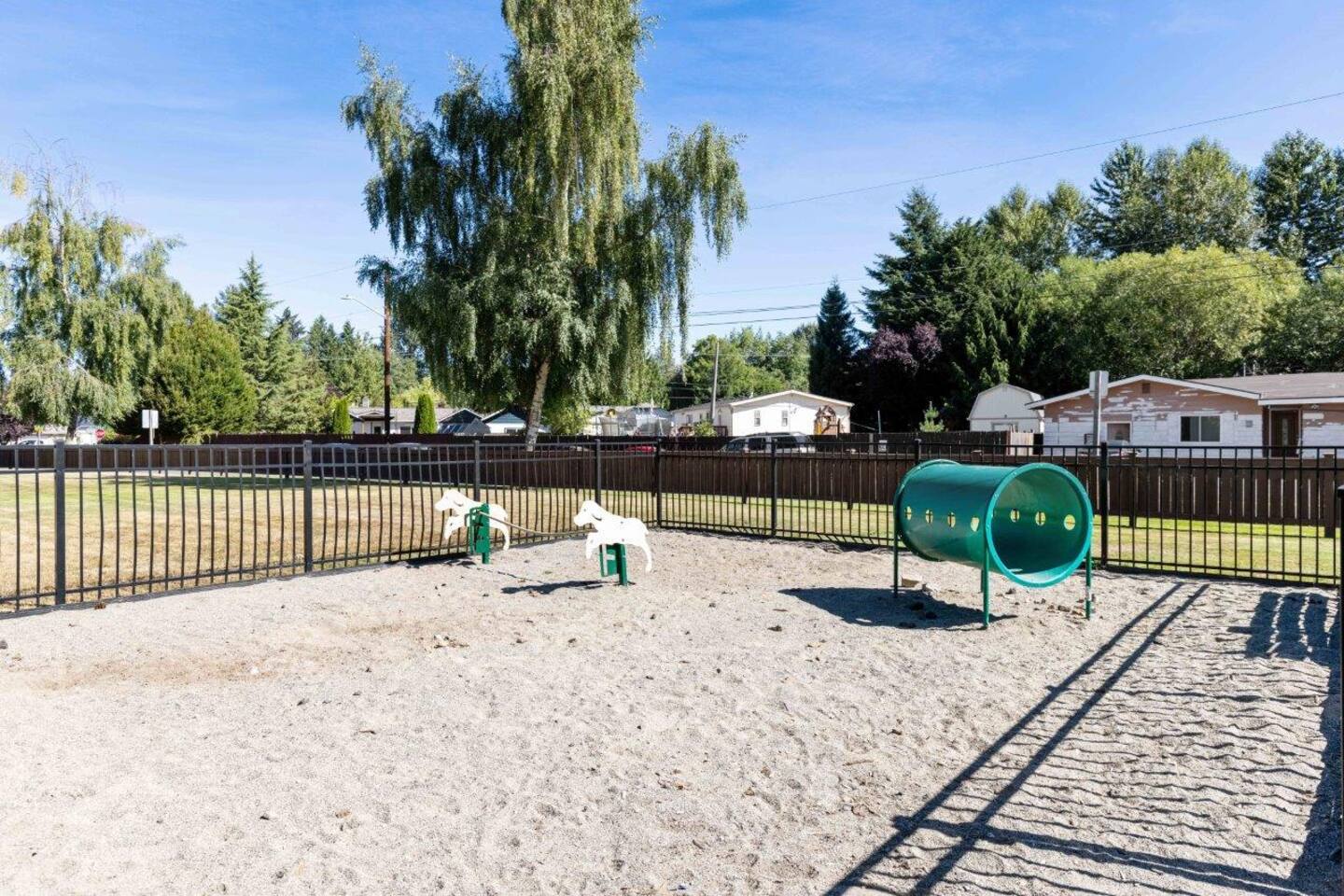 , an Airbnb-friendly apartment in Everett, WA