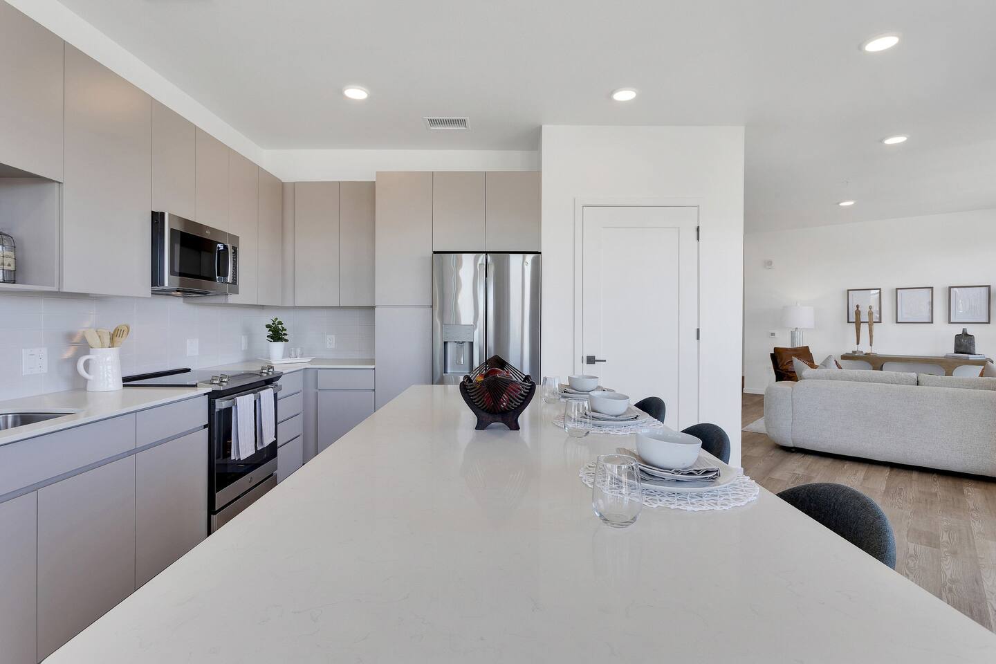 , an Airbnb-friendly apartment in Denver, CO