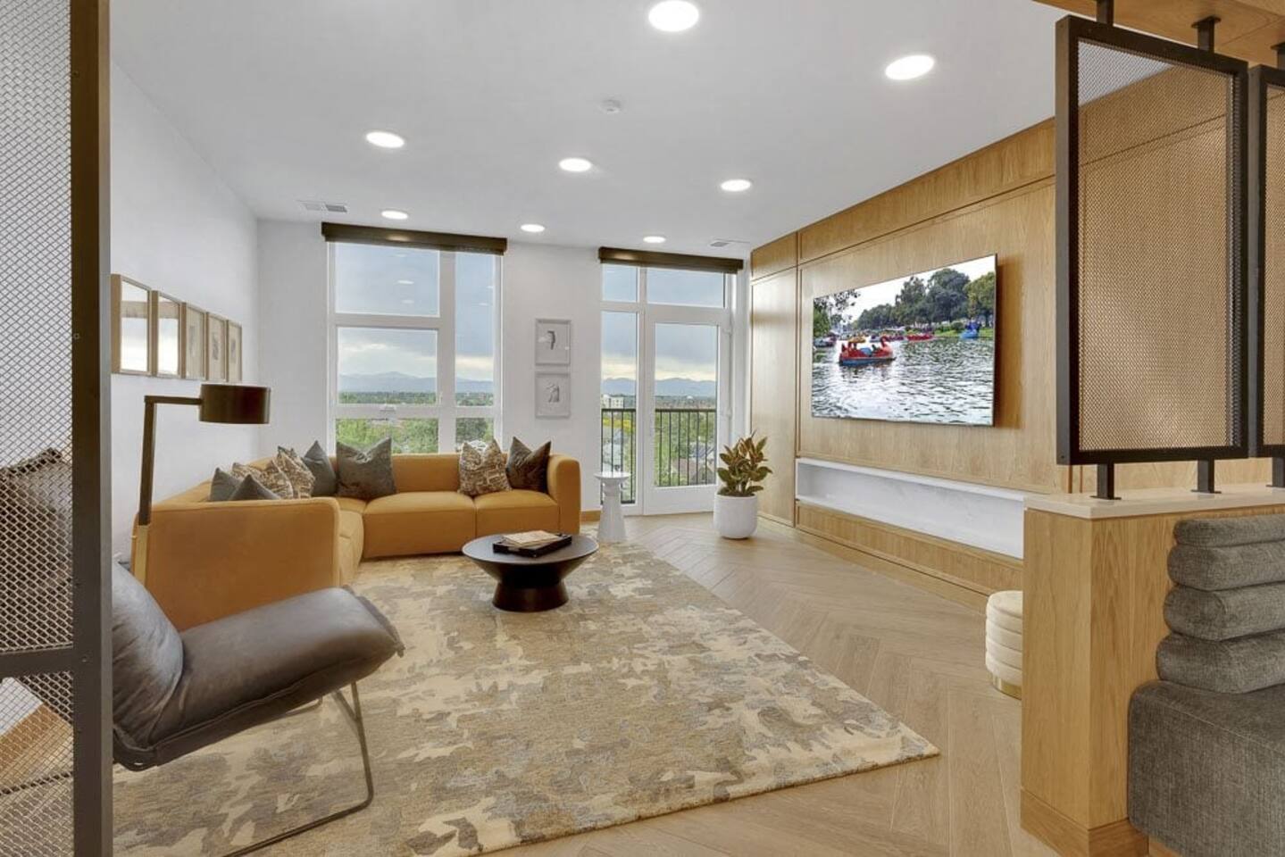 , an Airbnb-friendly apartment in Denver, CO