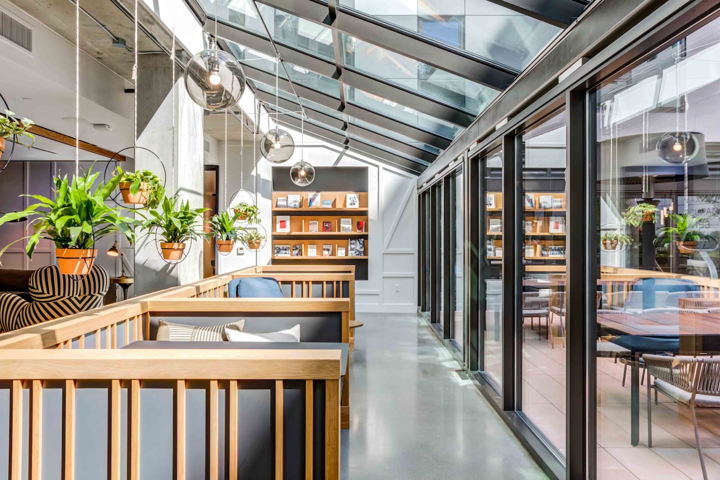 , an Airbnb-friendly apartment in San Francisco, CA