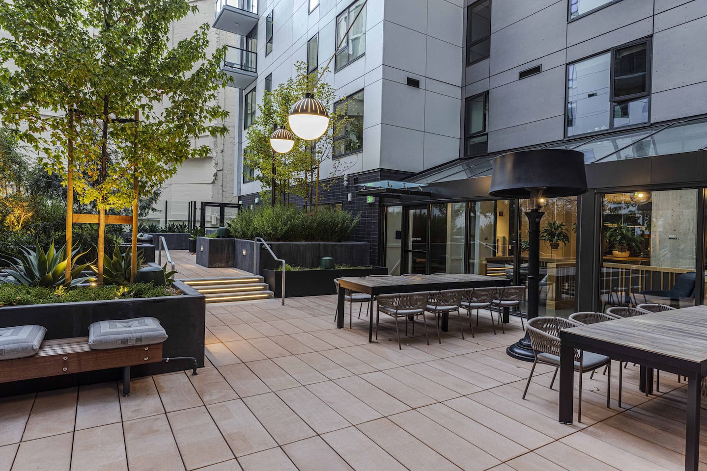 , an Airbnb-friendly apartment in San Francisco, CA