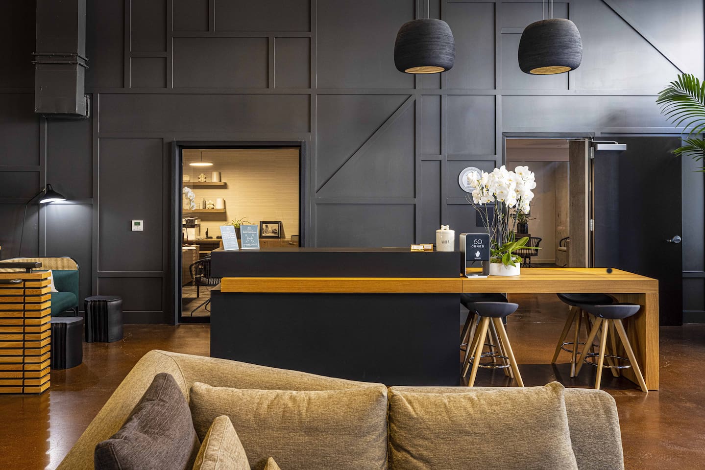 , an Airbnb-friendly apartment in San Francisco, CA