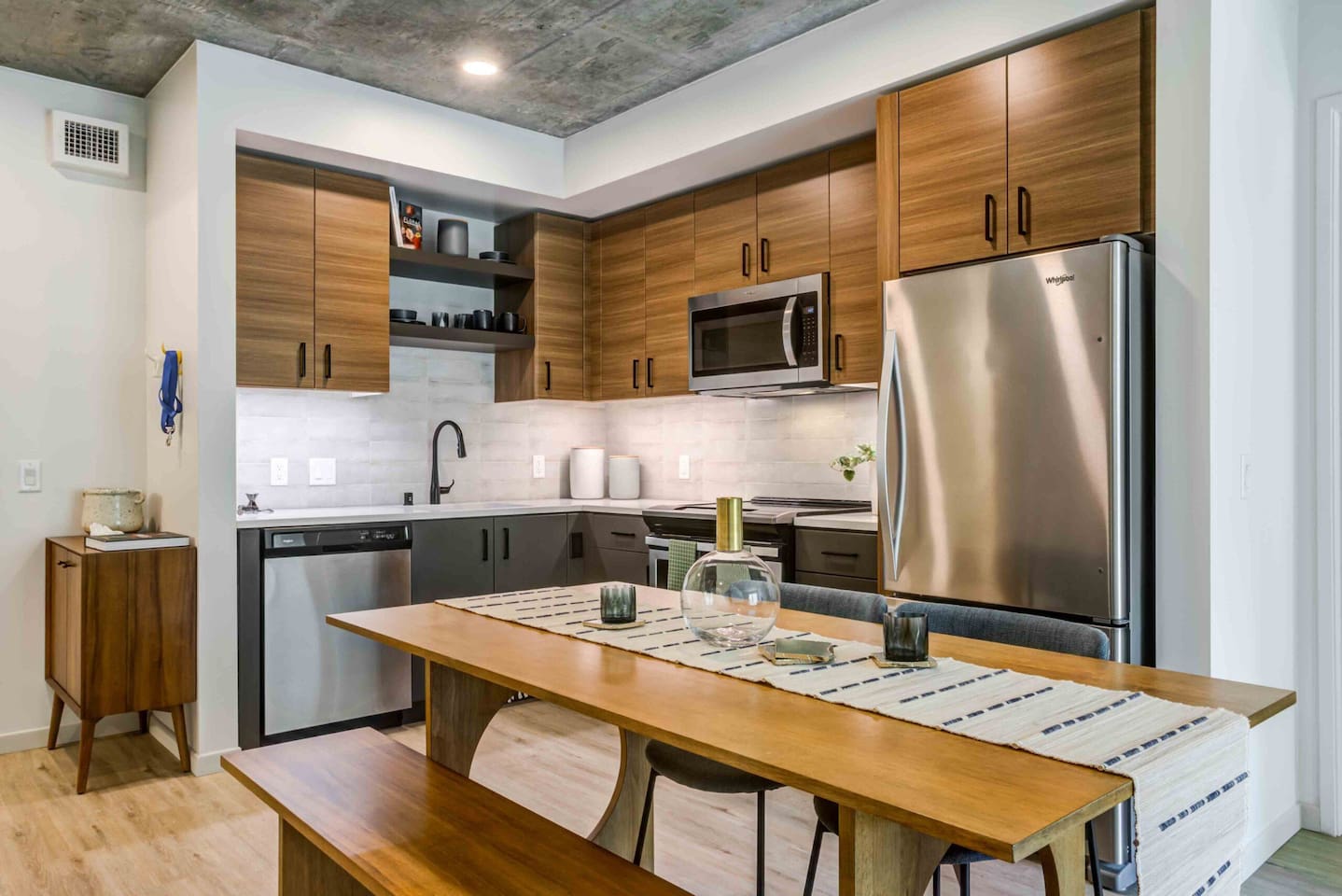 , an Airbnb-friendly apartment in San Francisco, CA