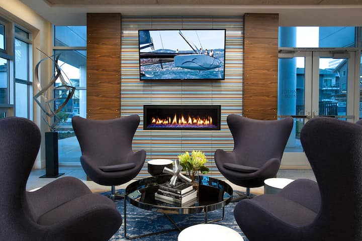 RGVtYW5kUGljdHVyZToyNDg2ODk2OTg4