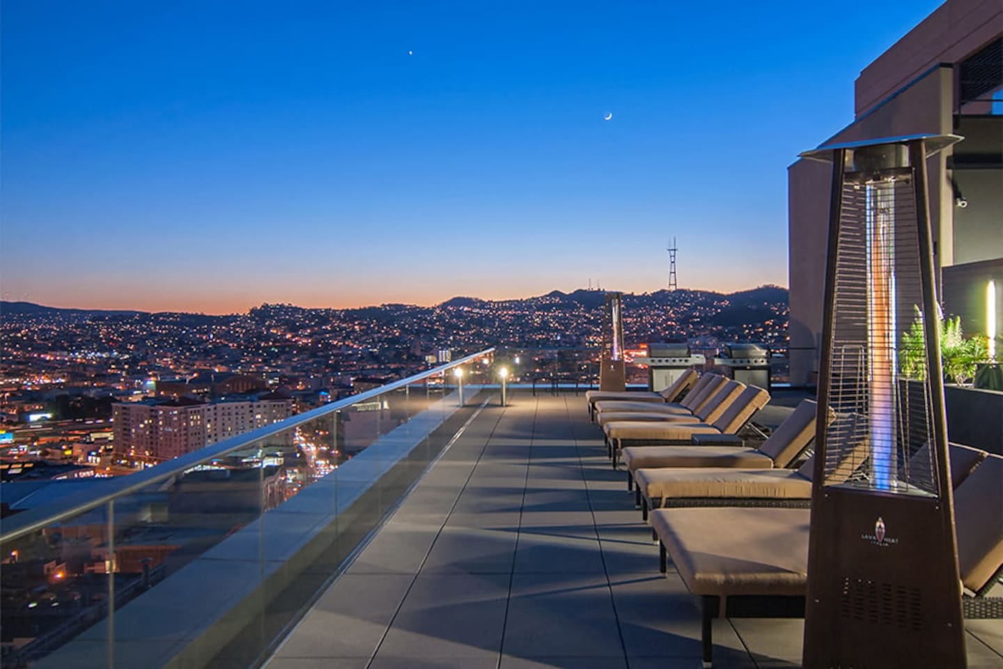 , an Airbnb-friendly apartment in San Francisco, CA