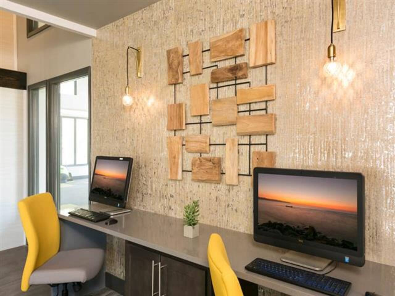 , an Airbnb-friendly apartment in Glendale, CO