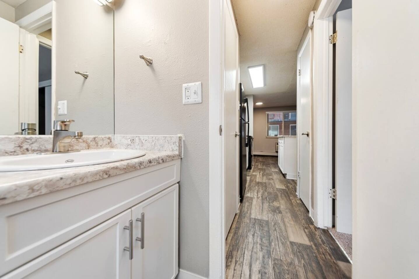 , an Airbnb-friendly apartment in Glendale, CO
