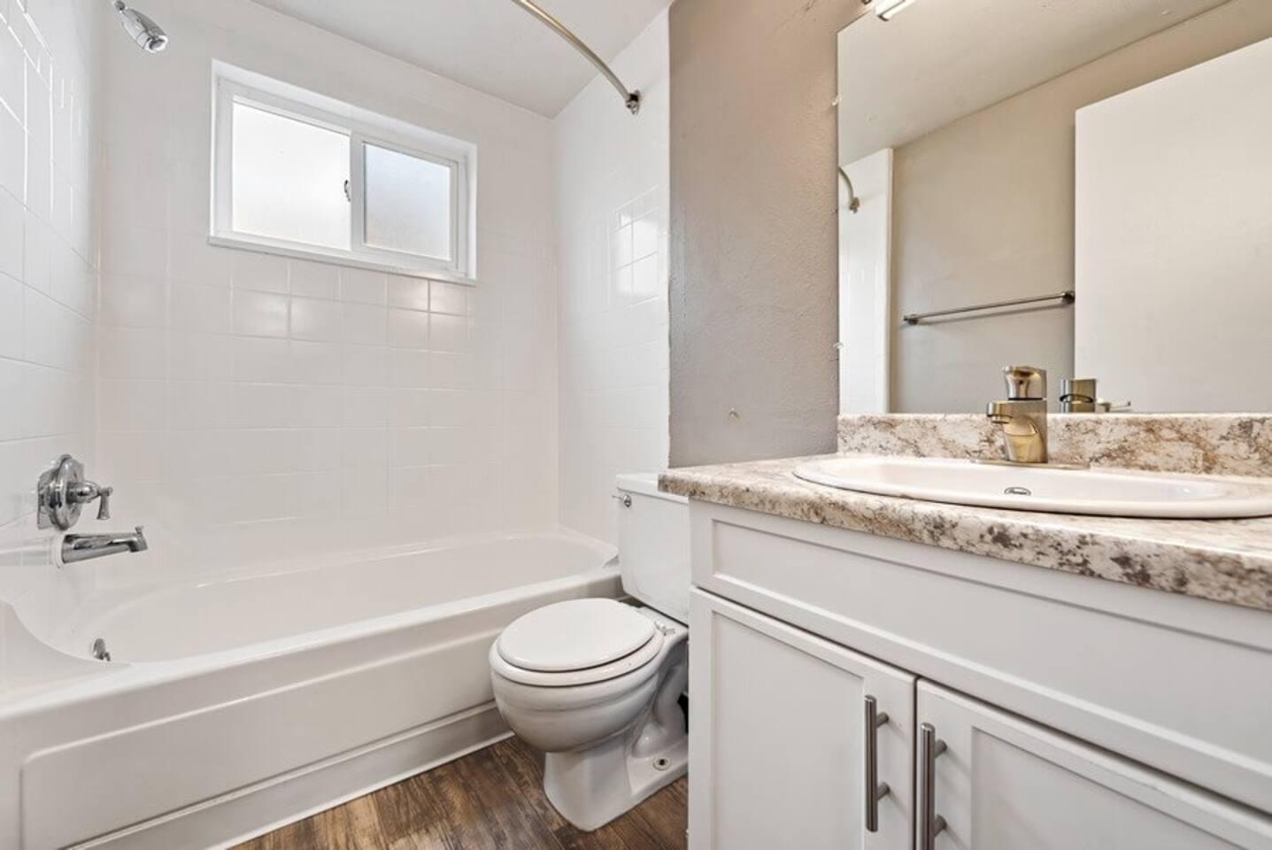 , an Airbnb-friendly apartment in Glendale, CO