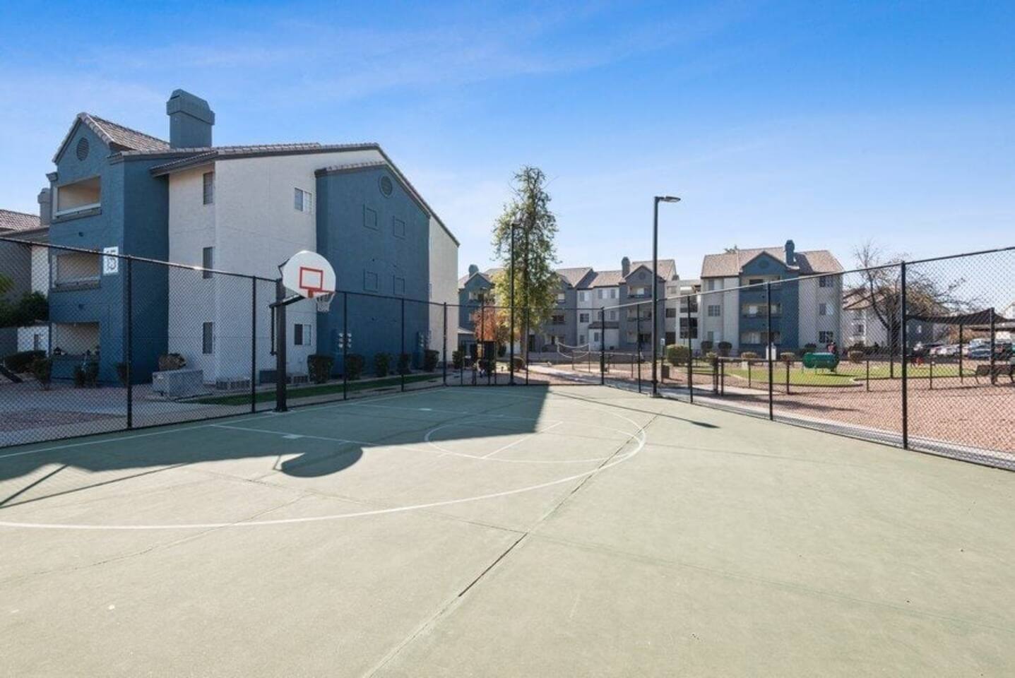 , an Airbnb-friendly apartment in Phoenix, AZ