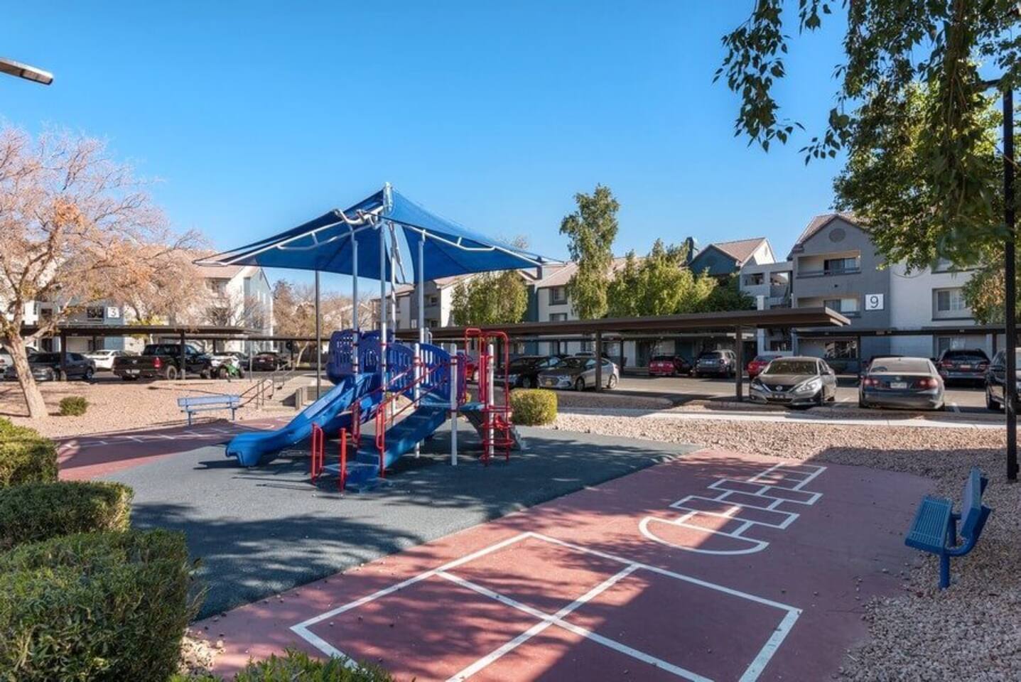 , an Airbnb-friendly apartment in Phoenix, AZ