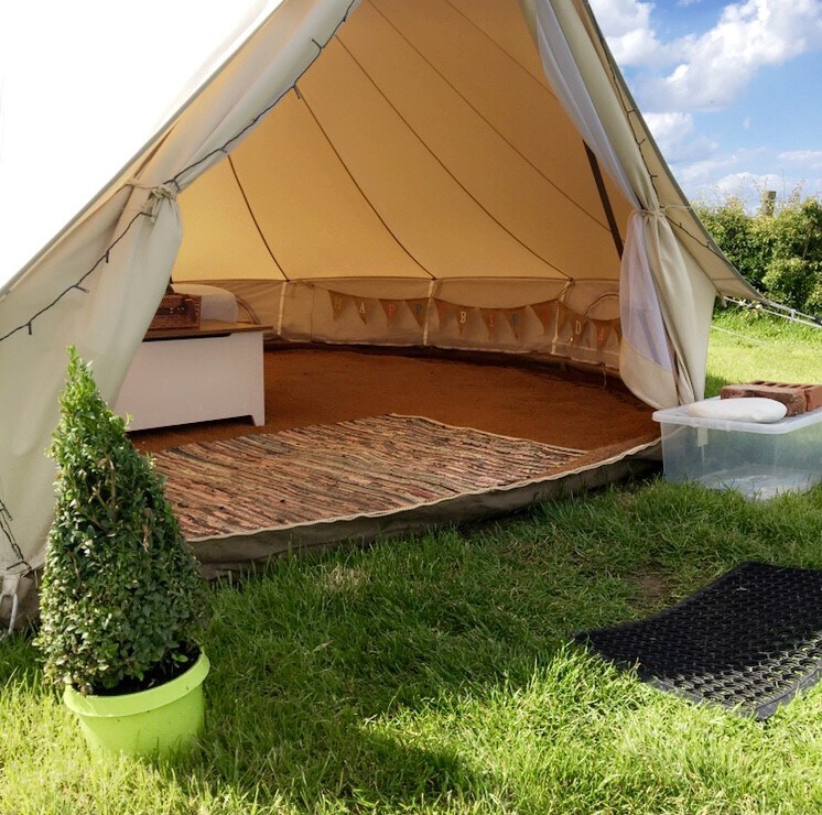 5m Glamping bell tent with stunning sea views/2