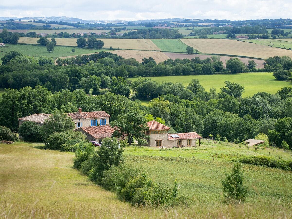 Domaine le Suquet ; piscine, jacuzzi, sauna, jeux