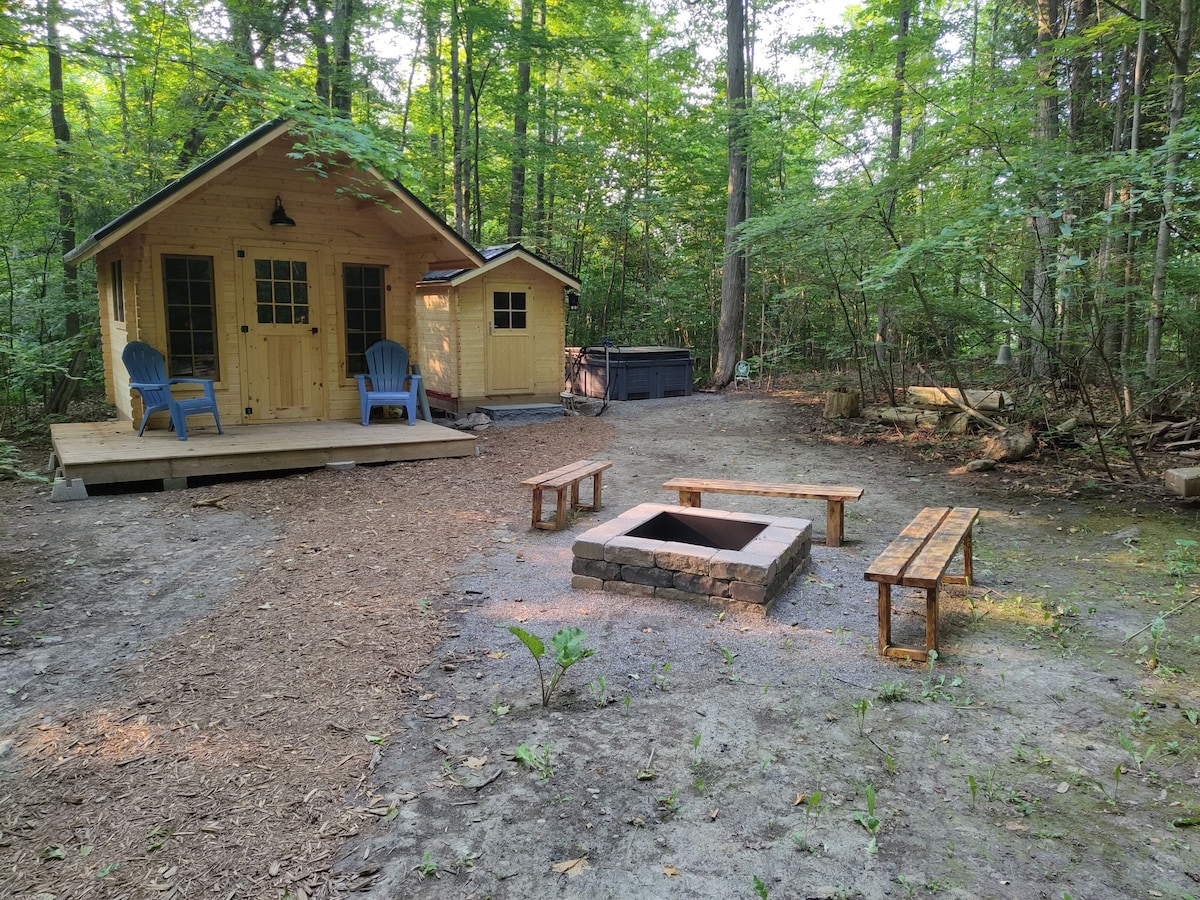 Blue Canoe Chalet - Hidden Acres