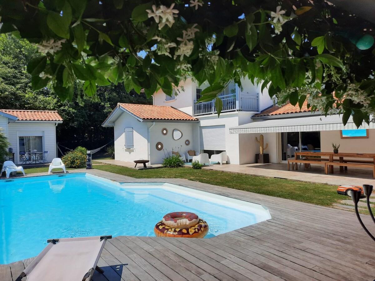 Belle villa 8 personnes avec piscine Côte Basque