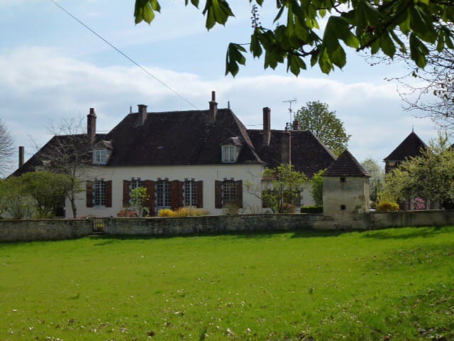 Montigny-la-Resle的民宿