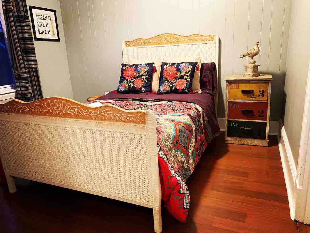 市中心舒适的全尺寸卧室最实惠的价格