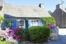 Chaleureuse maison bretonne près de la mer