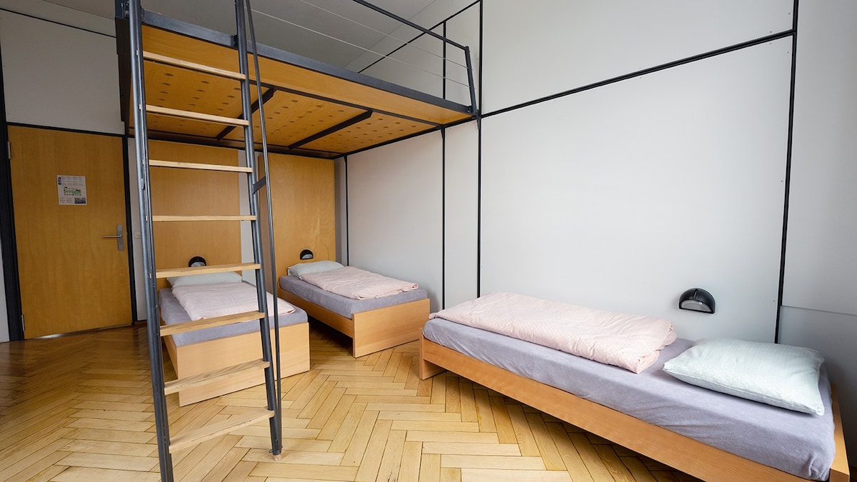 宿舍房床| Solothurn青年旅舍